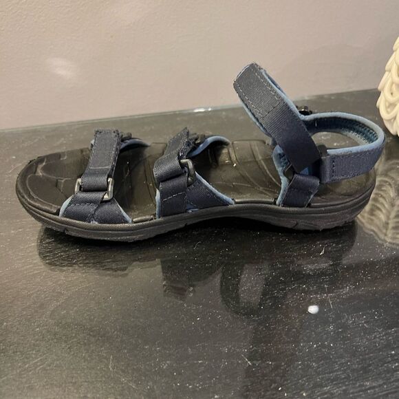 LL Bean Tri-Strap Sandal - Picture 3 of 11